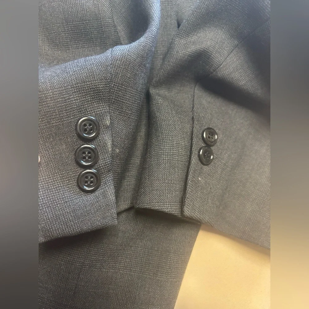 Brooks Brothers preowned brooks